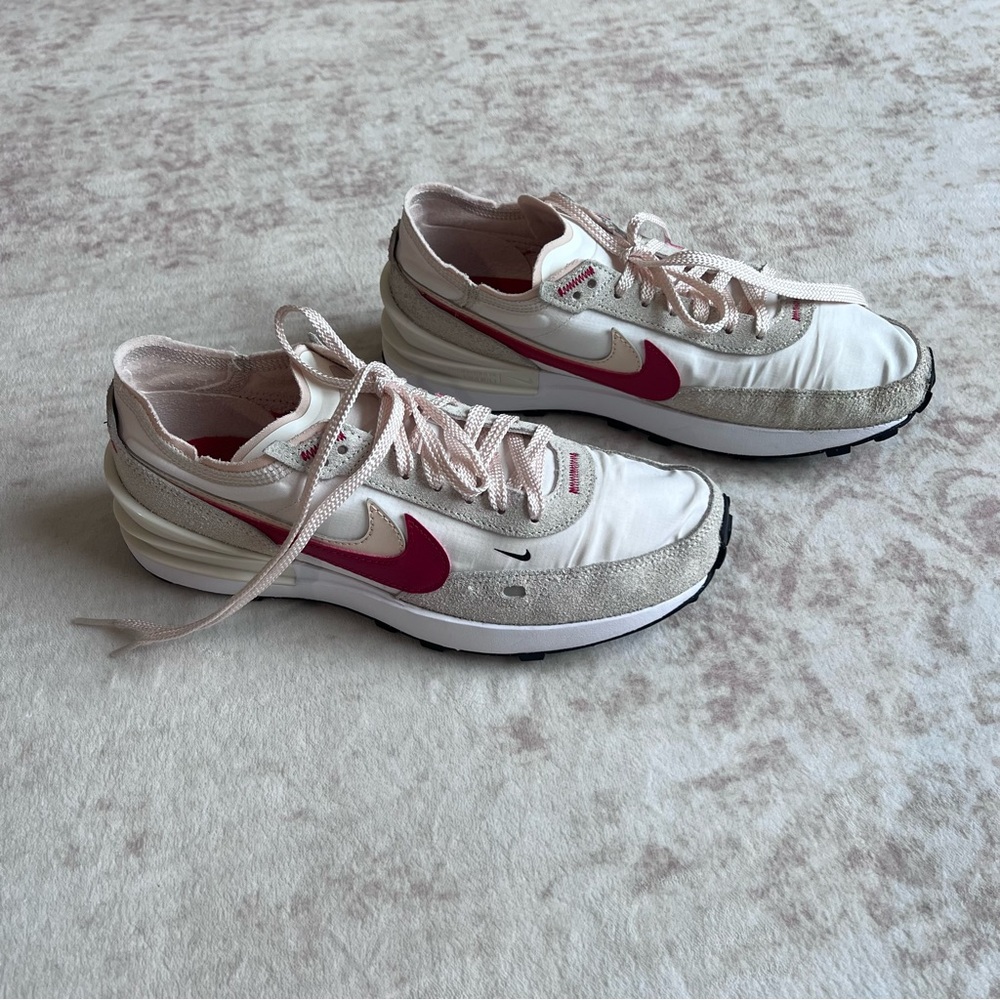 Nike Waffle One SE | Sail Pearl White Black Gym Red | Women’s 8.5 | Worn Twice!